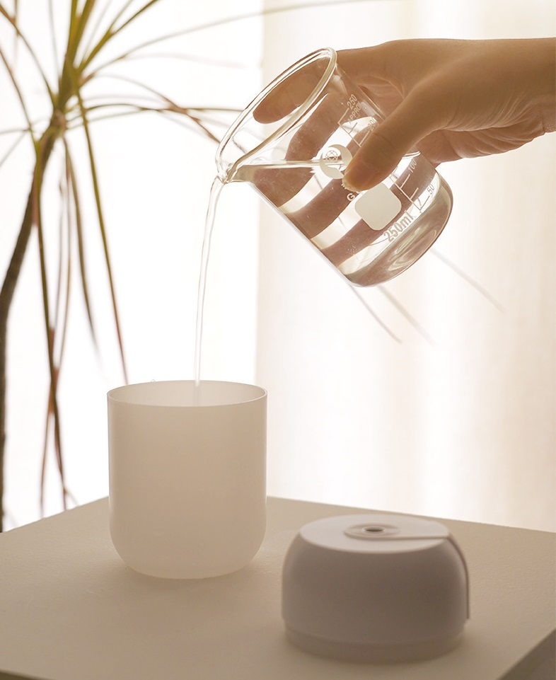 Mini Portable Ultrasonic Humidifier & Aroma Diffuser